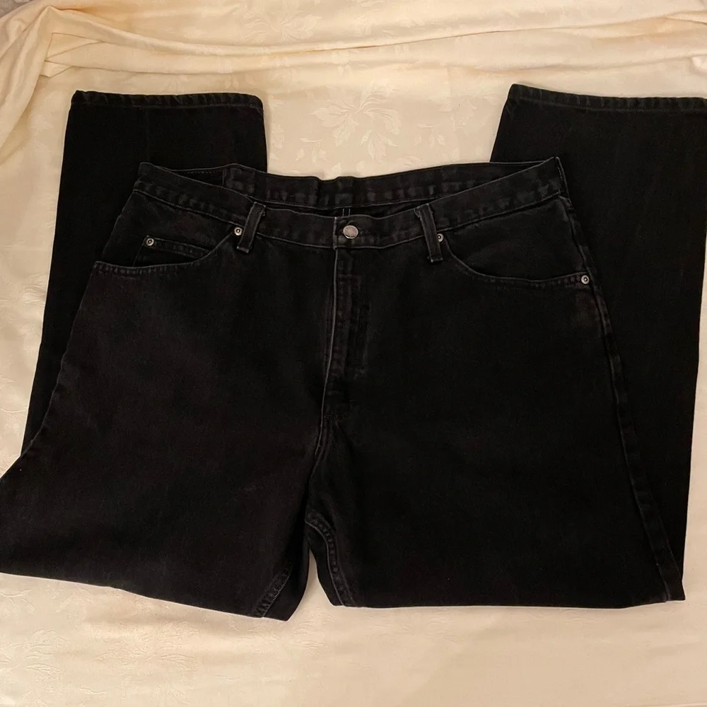 Wrangler men’s black jeans (mlb)